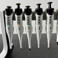 Integra Single Channel Pipettes w/ Stand - Quantity 11 image 2